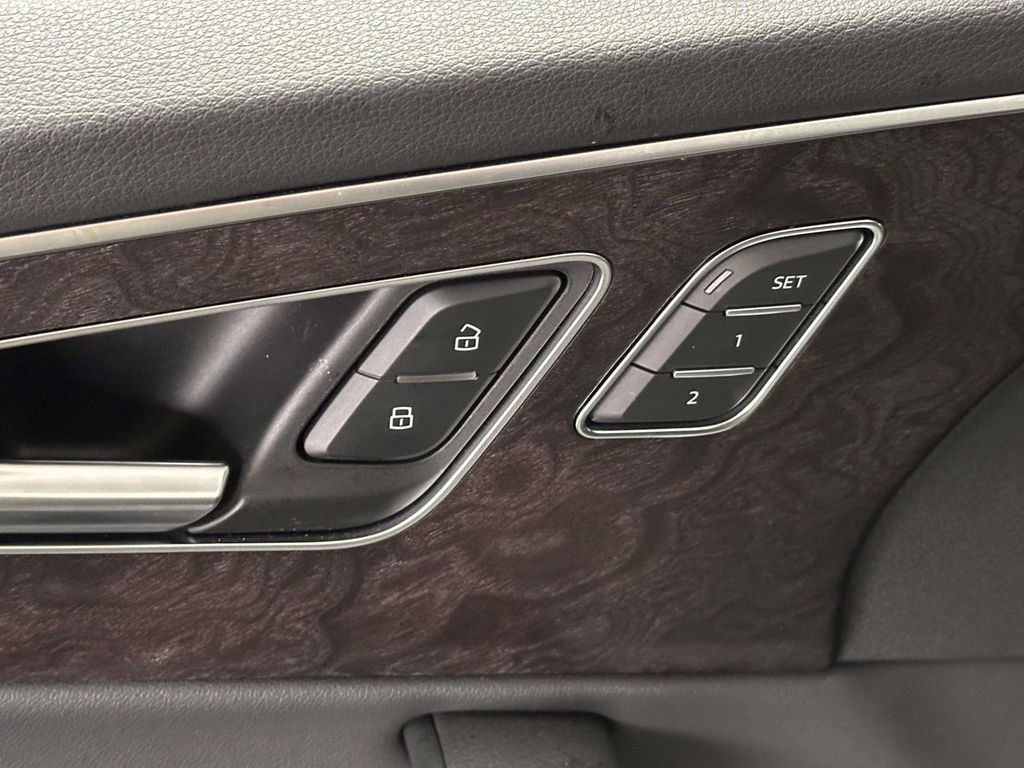 Used 2022 Audi Q7 3.0T Premium Plus w/ Premium Plus Package image 13