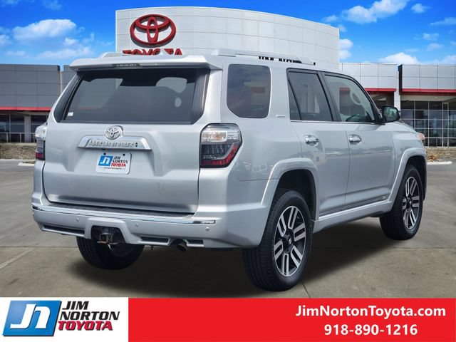 Used 2015 Toyota 4Runner Limited AWD/4WD image 5