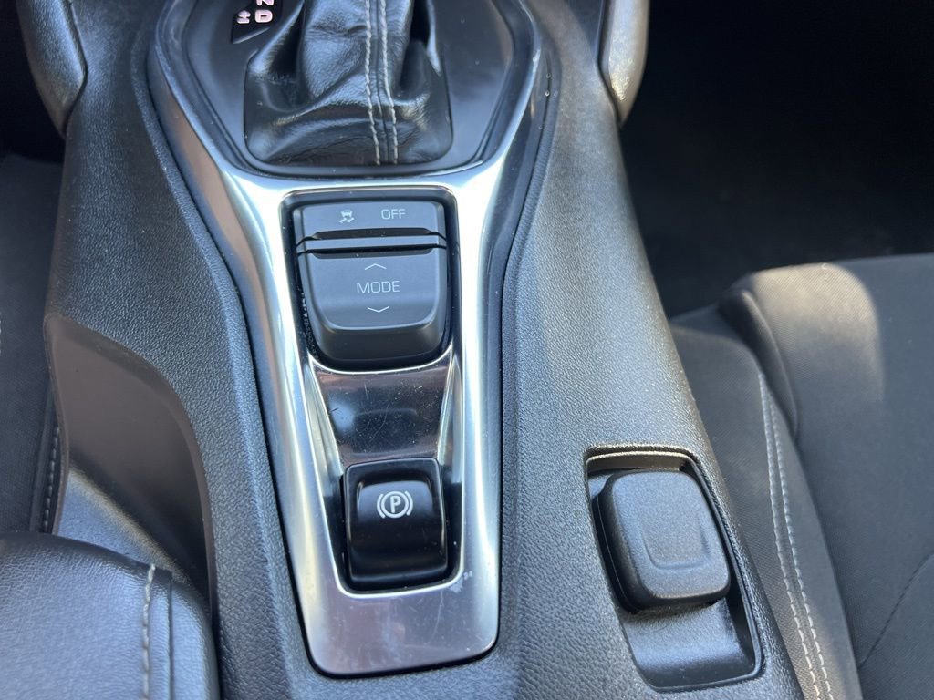 Used 2022 Chevrolet Camaro LT image 22