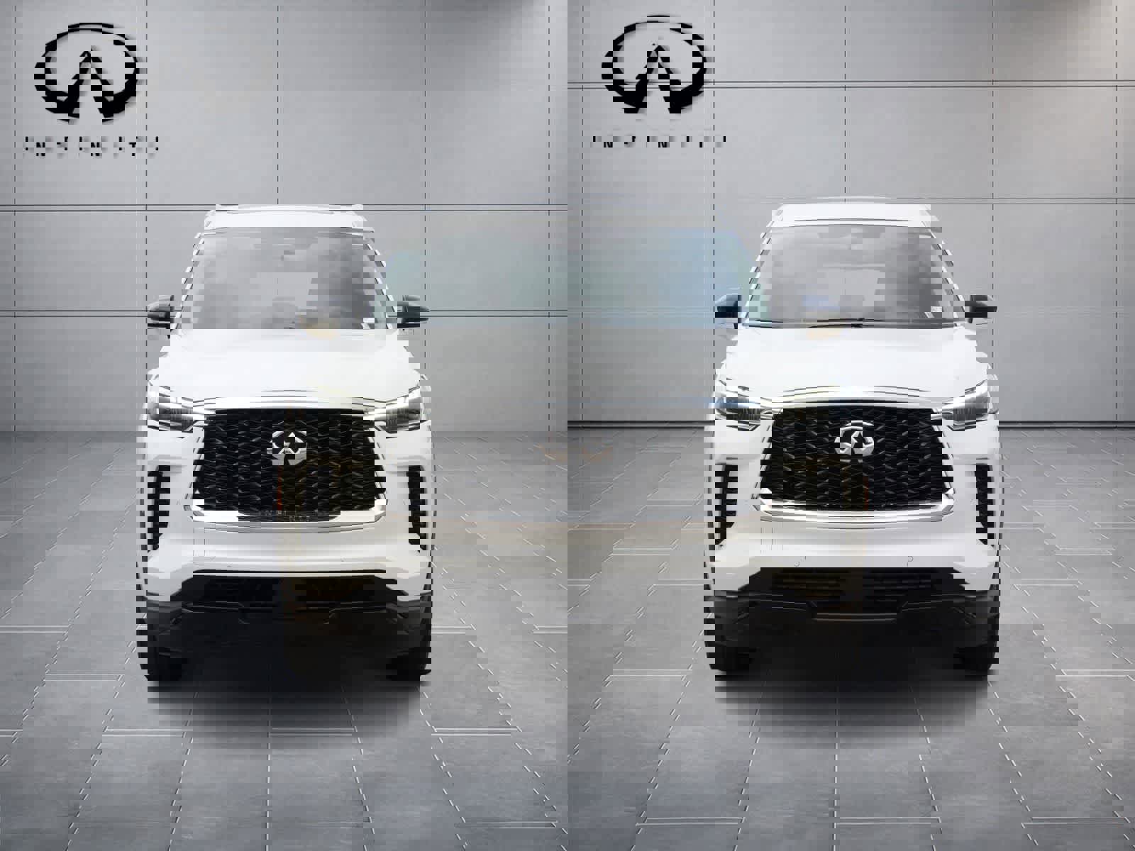 Certified 2024 INFINITI QX60 Luxe image 2