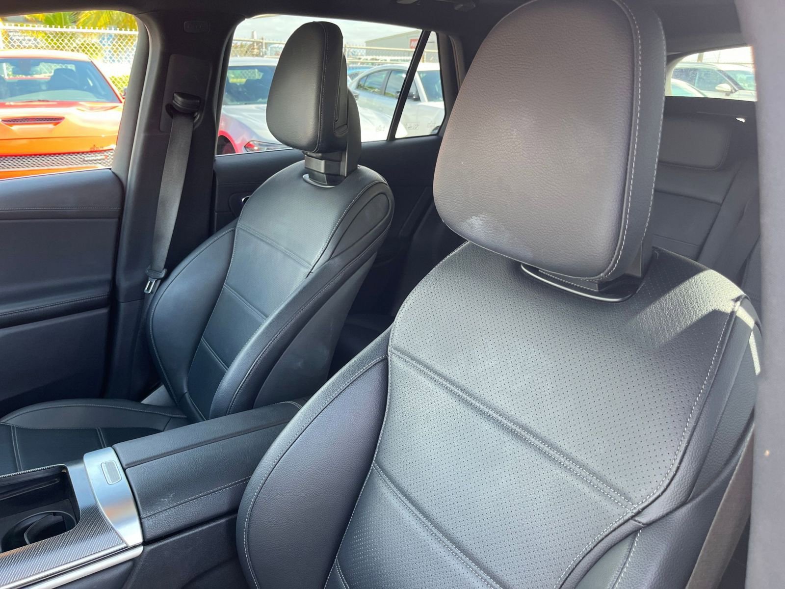 Used 2024 Mercedes-Benz GLC 300 GLC 300 image 37