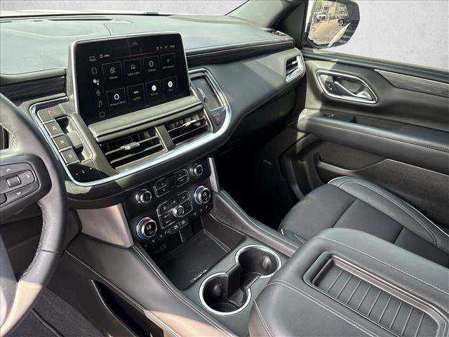 Used 2024 GMC Yukon SLT w/ SLT Luxury Package AWD/4WD image 15