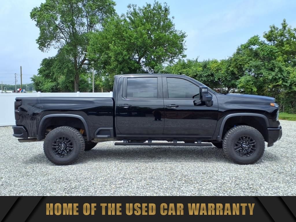 Used 2025 Chevrolet Silverado 2500 ZR2 AWD/4WD image 2