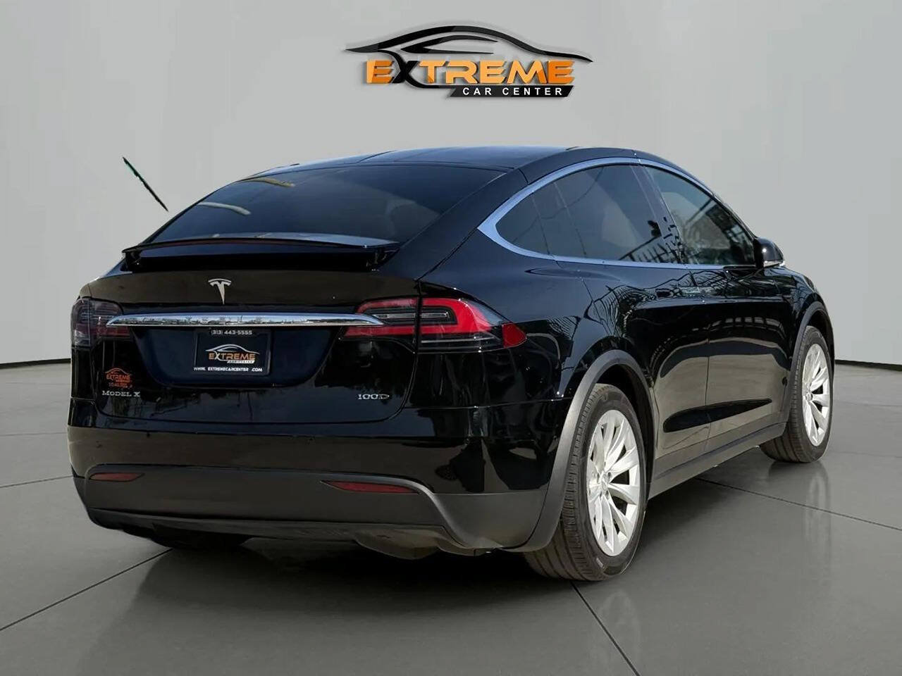 Used 2017 Tesla Model X 75D AWD/4WD image 7