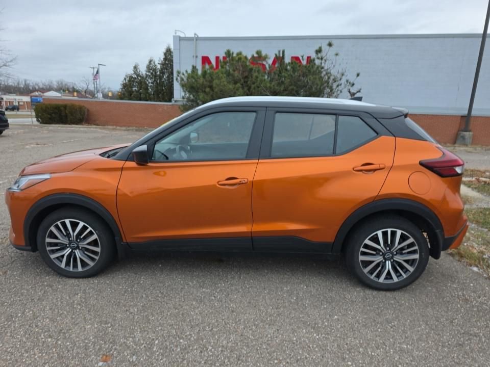 Certified 2023 Nissan Kicks SV image 4