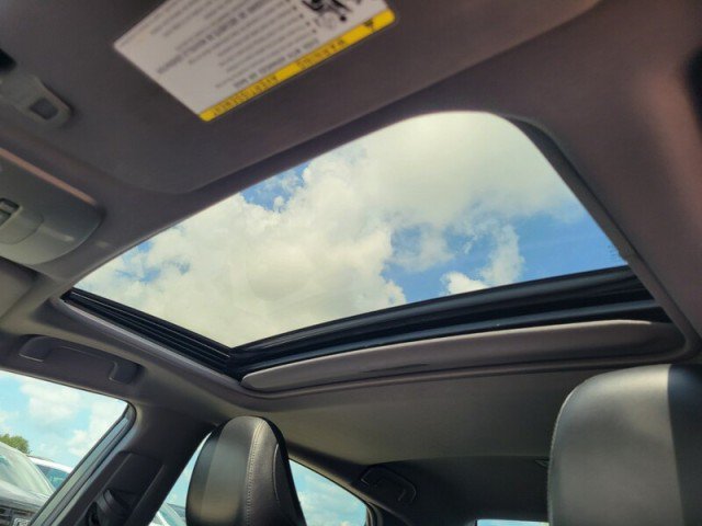 Used 2019 Toyota Avalon XLE w/ Moonroof Package FWD image 22