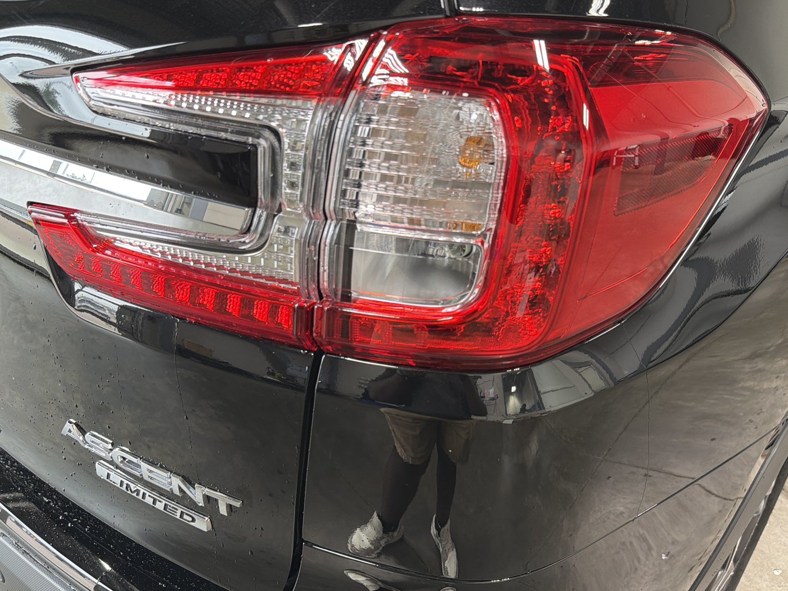 Used 2025 Subaru Ascent Limited w/ Popular Package #2 AWD/4WD image 21