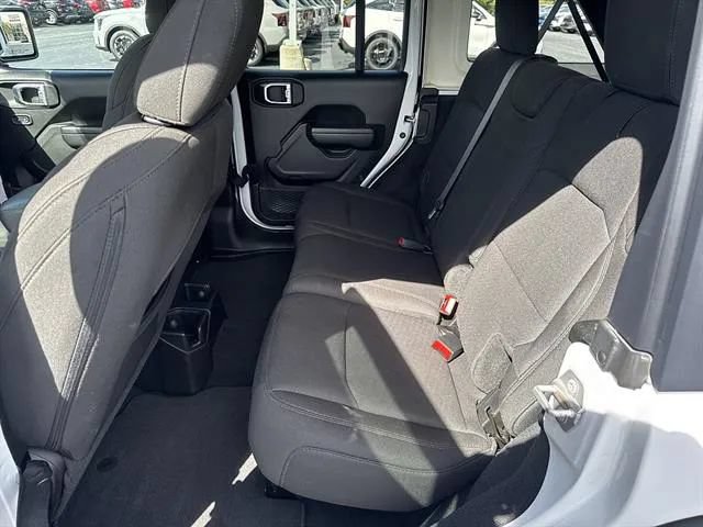 Used 2023 Jeep Wrangler Unlimited Sport AWD/4WD image 15