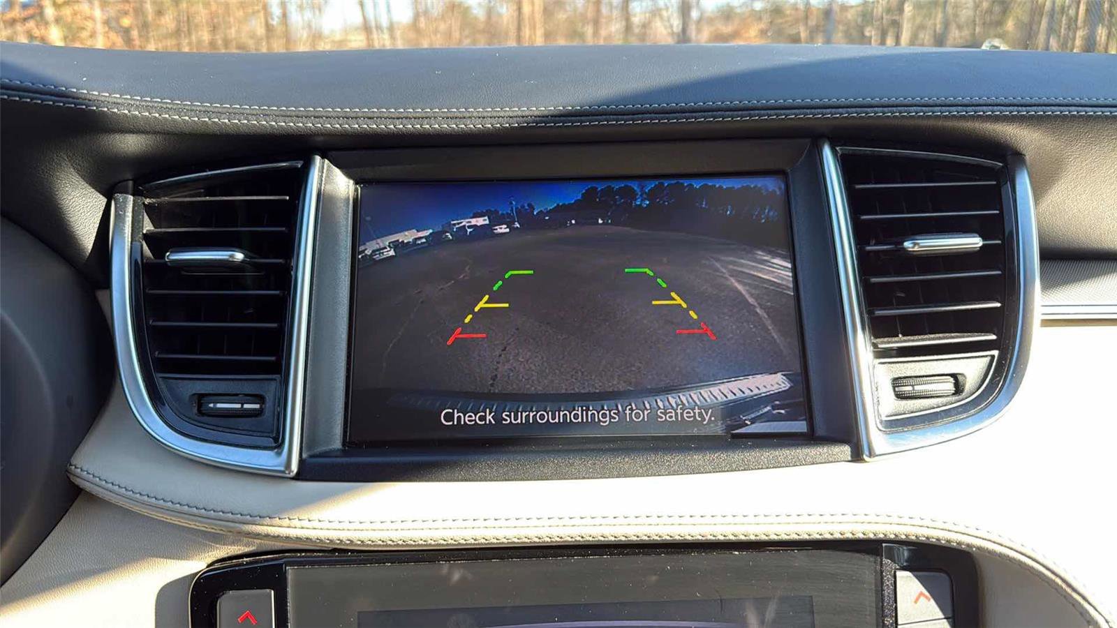 Used 2019 INFINITI QX50 Luxe w/ Navigation Package image 21