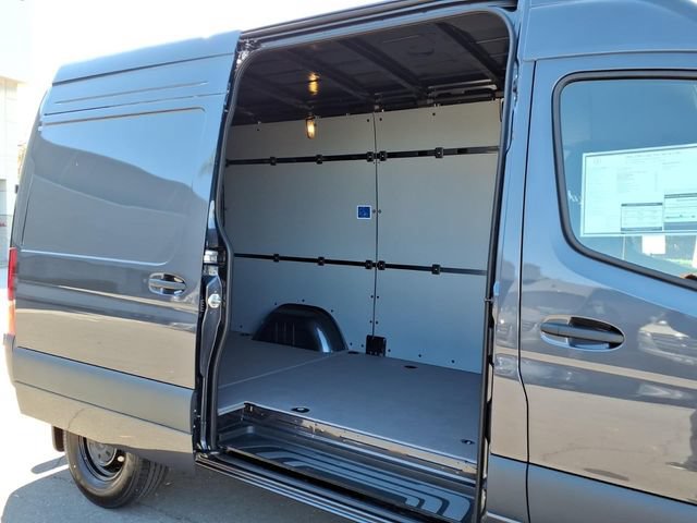 New 2026 Mercedes-Benz Sprinter 2500 image 23