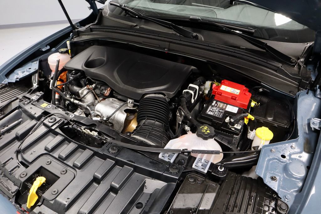 Used 2024 Dodge Hornet R/T w/ R/T Blacktop Package image 16