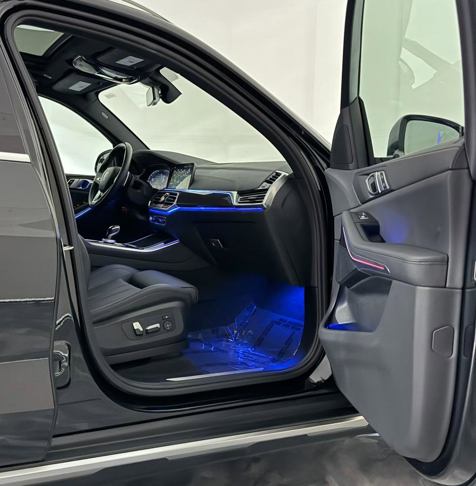 Used 2022 BMW X5 xDrive40i w/ Premium Package image 24