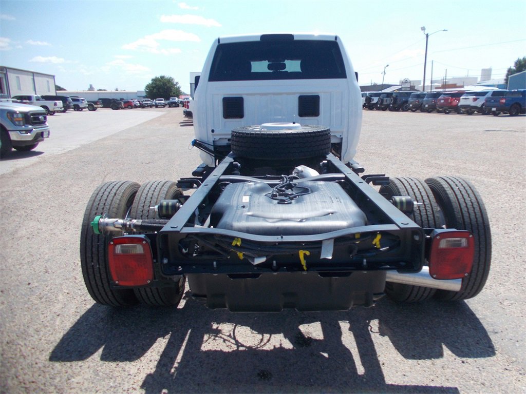 New 2024 RAM 5500 Tradesman image 4