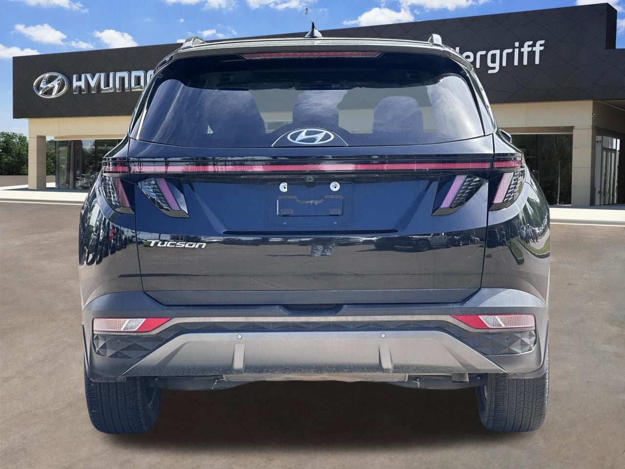 Used 2024 Hyundai Tucson Limited FWD image 12