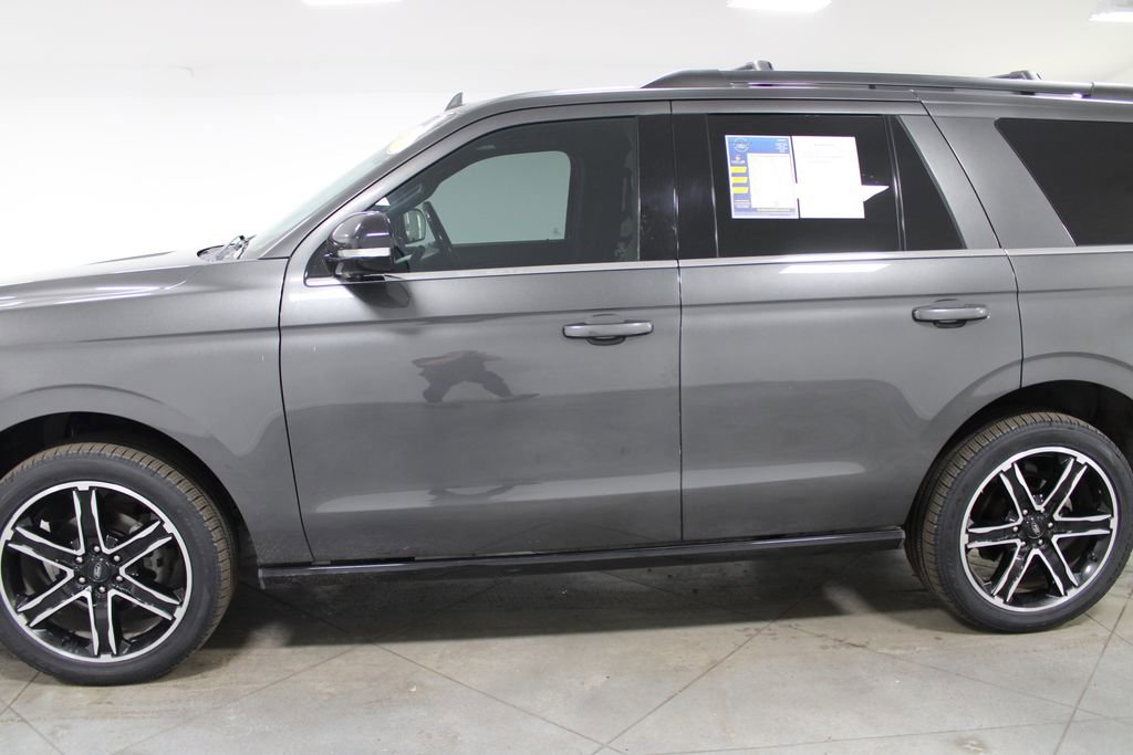 Used 2019 Ford Expedition Limited w/ Equipment Group 303A image 6
