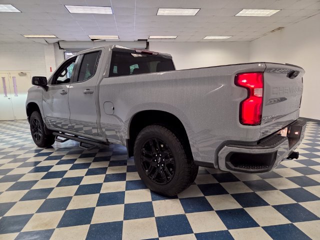 Used 2024 Chevrolet Silverado 1500 RST AWD/4WD image 5