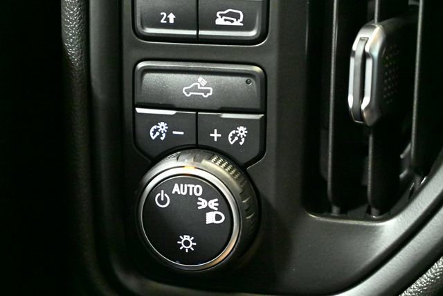 Used 2021 Chevrolet Silverado 1500 Custom image 39