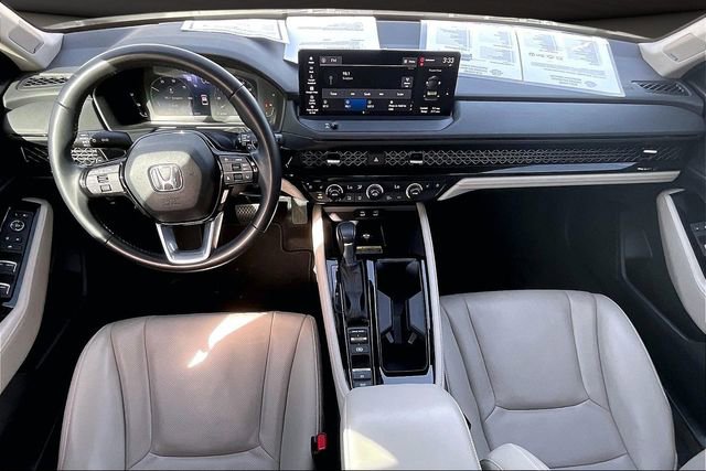Used 2023 Honda Accord Touring image 14