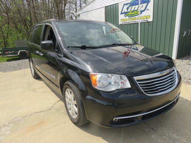 Used 2015 Chrysler Town & Country Touring w/ Driver Convenience Group