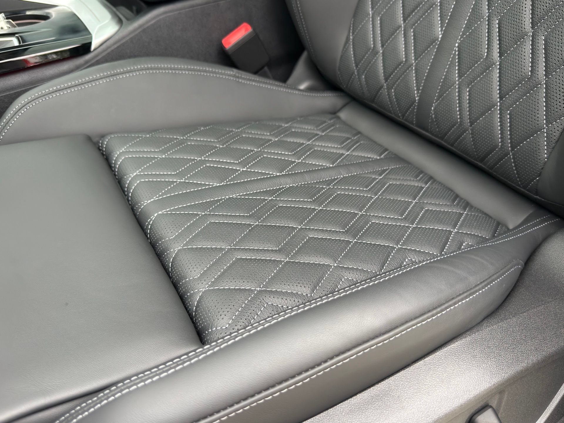 New 2026 Audi SQ5 Prestige AWD/4WD image 36