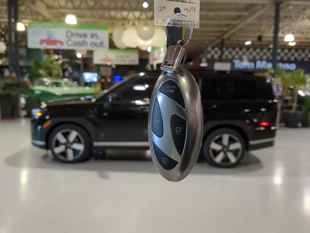 Used 2024 Hyundai Santa Fe Limited image 5