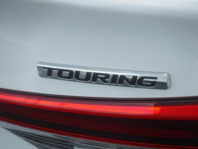 Used 2024 Honda Civic Touring image 9