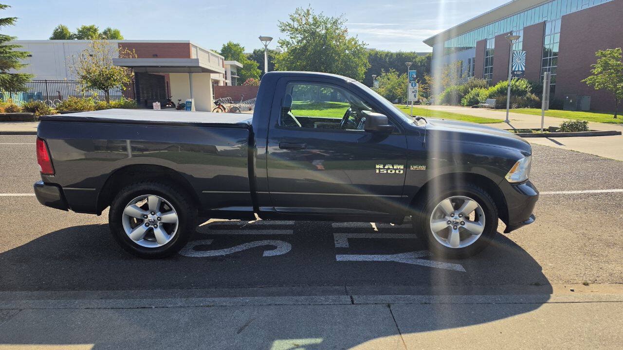 Used 2014 RAM 1500 Express RWD image 4