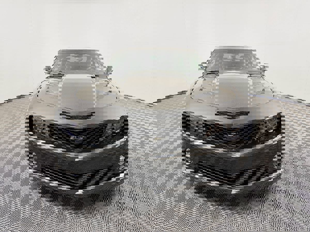 Used 2011 Chevrolet Camaro SS w/ RS Package image 4