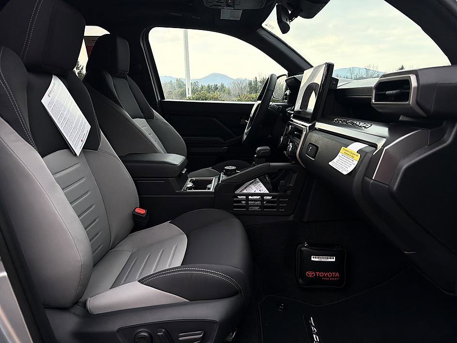 New 2026 Toyota Tacoma TRD Off-Road AWD/4WD image 21