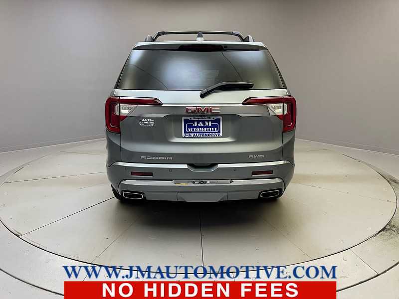 Used 2023 GMC Acadia Denali image 4