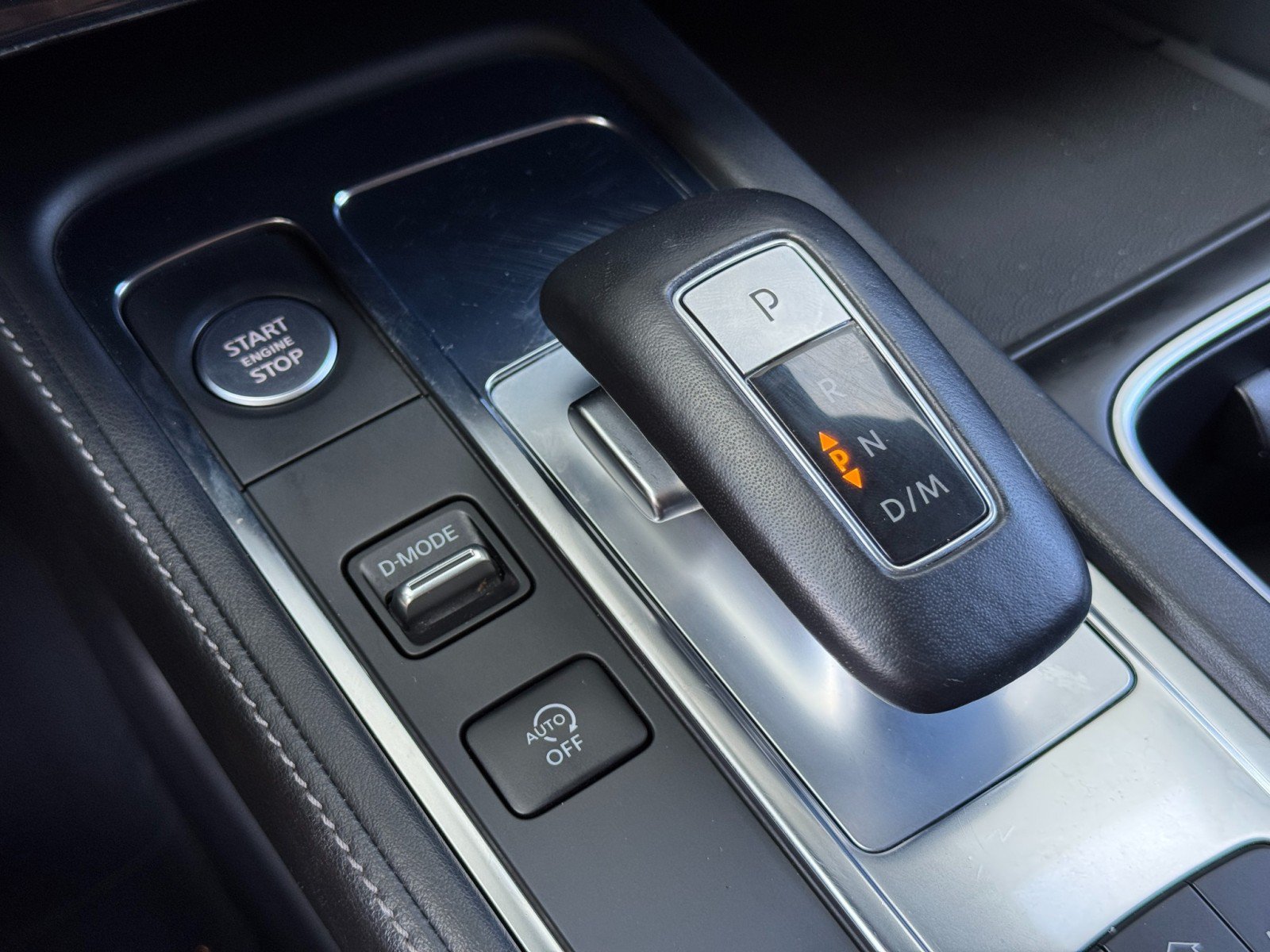 Used 2022 INFINITI QX60 Luxe w/ Performance Audio Package FWD image 30
