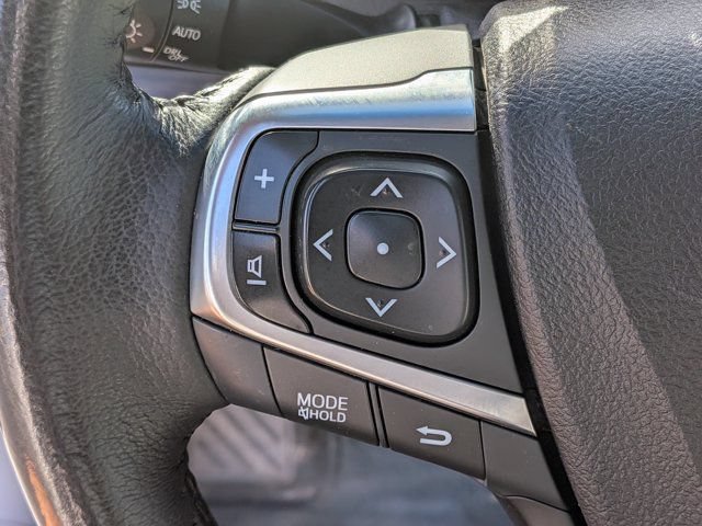 Used 2017 Toyota Camry XLE w/ Convenience Package FWD image 23