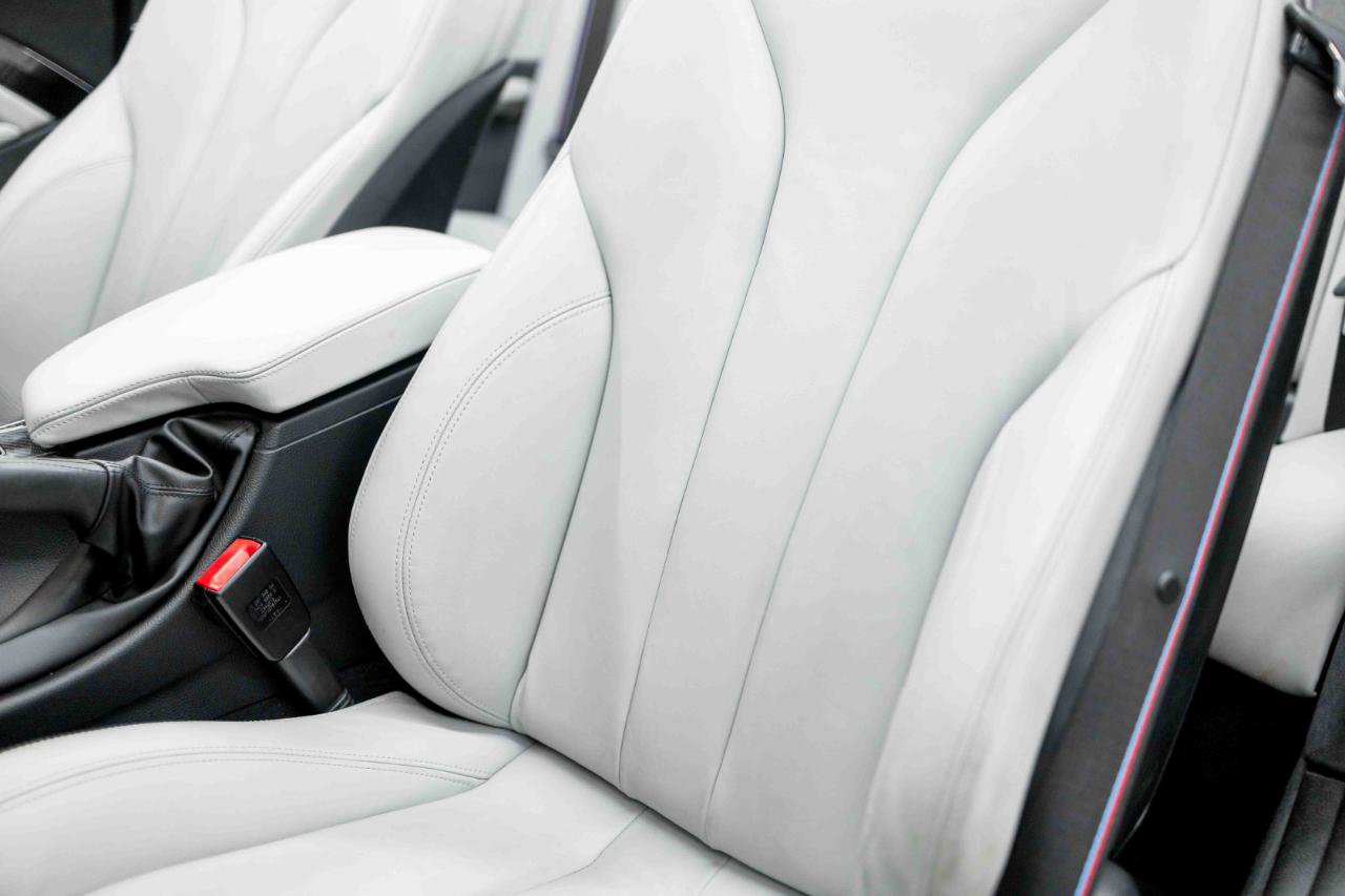 Used 2020 BMW M4 Convertible w/ Competition Package RWD image 48
