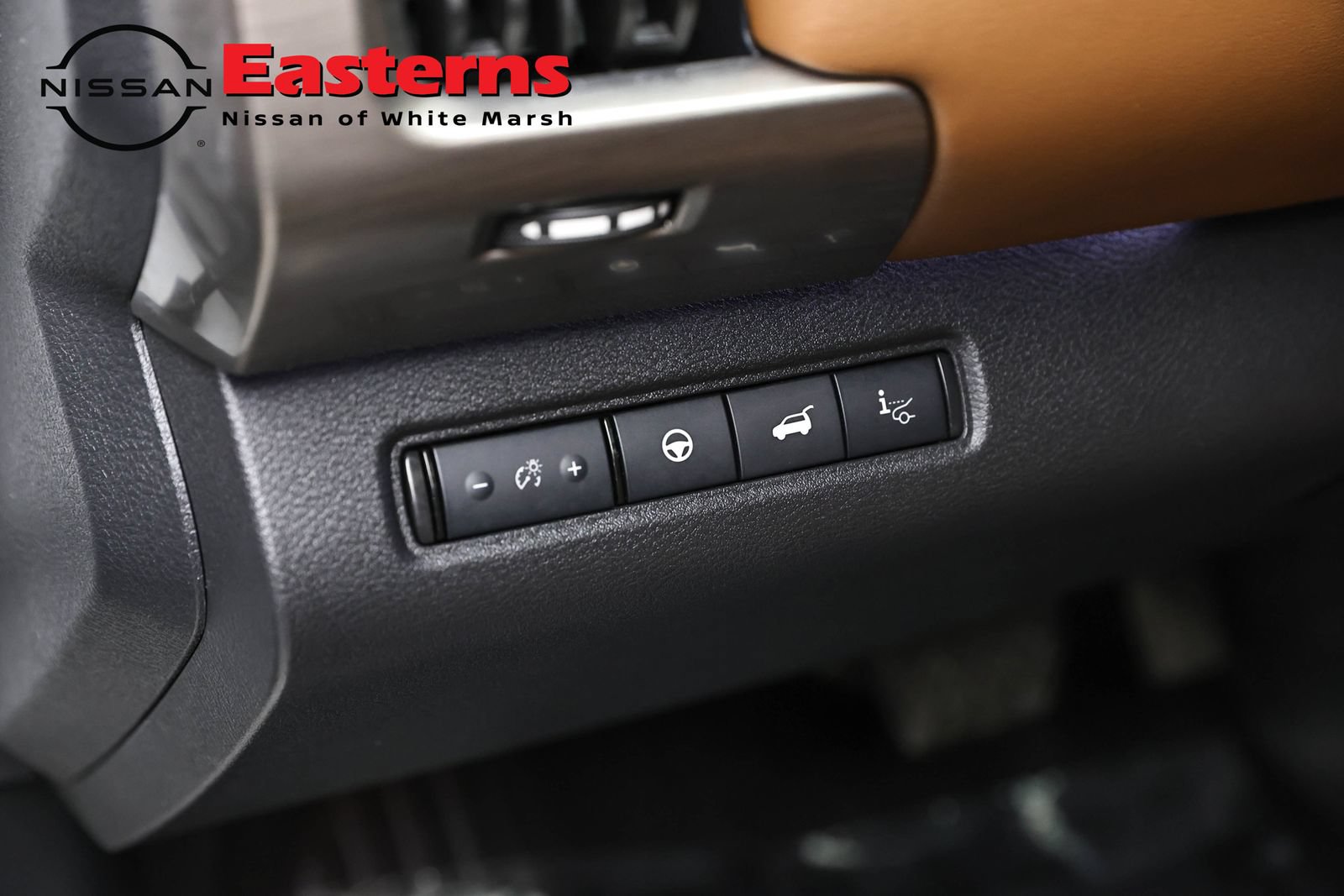 Used 2023 Nissan Pathfinder Platinum AWD/4WD image 21