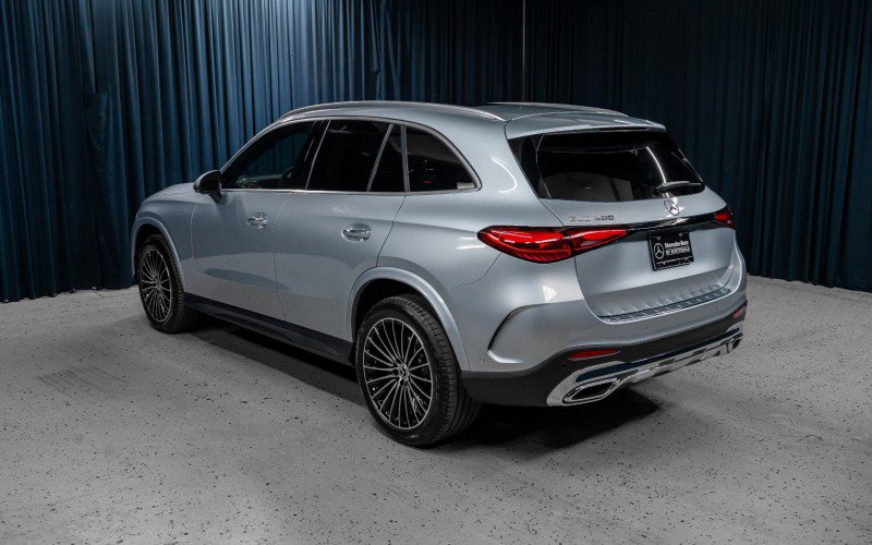 Certified 2026 Mercedes-Benz GLC 300 image 6