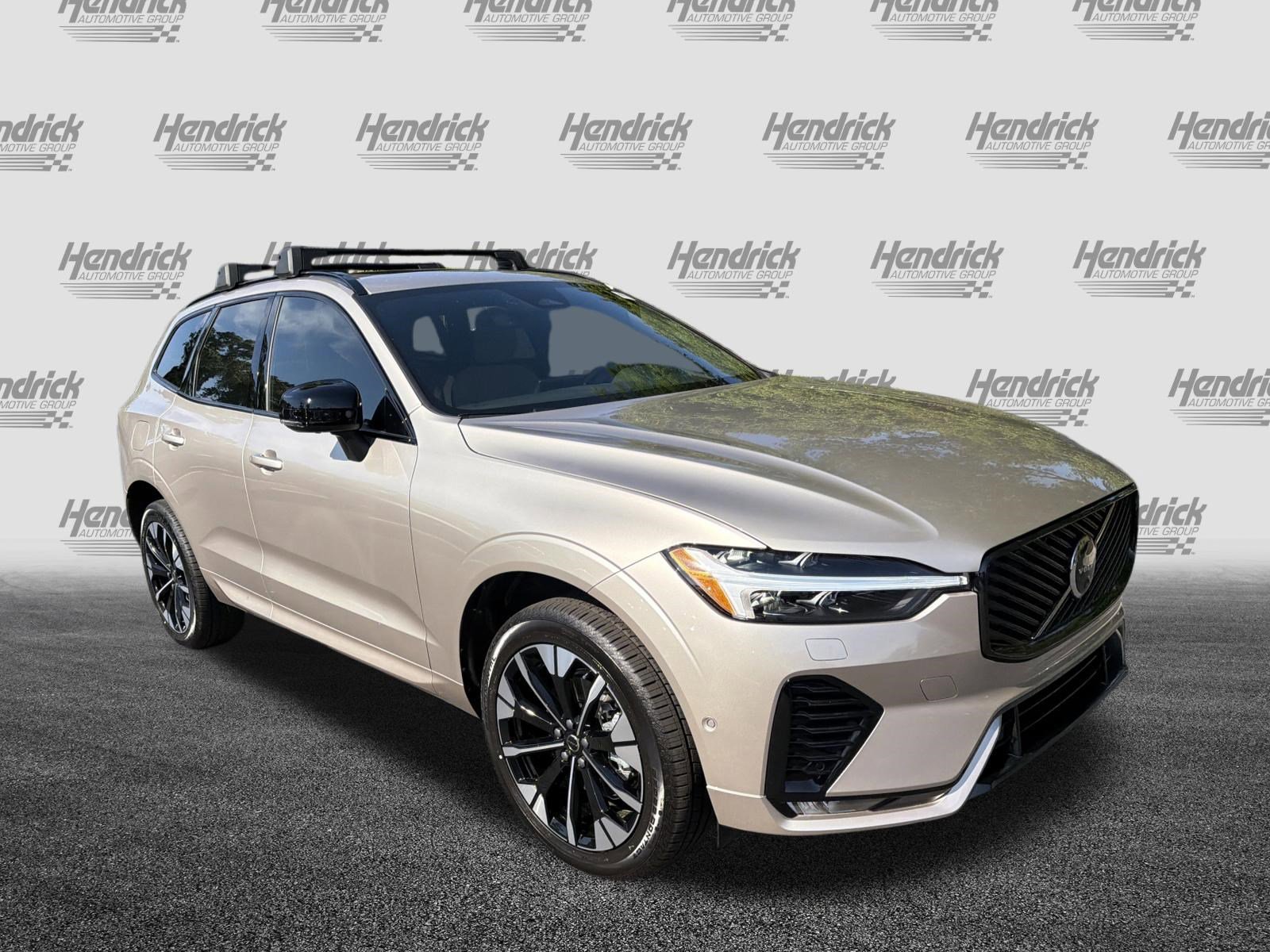 New 2026 Volvo XC60 B5 Plus w/ Protection Package Premier image 2