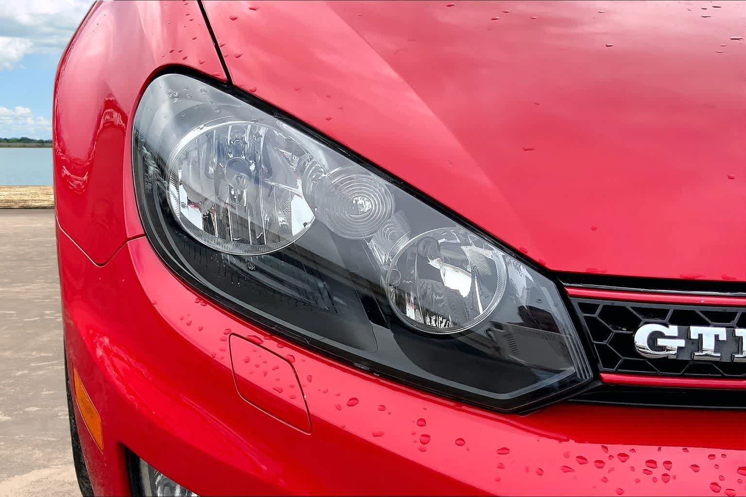 Used 2011 Volkswagen GTI 2-Door FWD image 26
