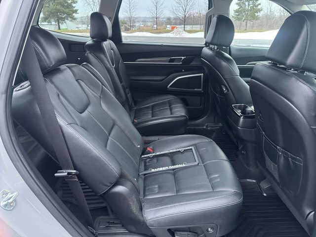 Used 2022 Kia Telluride EX w/ EX Premium Package image 18