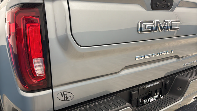 Used 2025 GMC Sierra 1500 Denali Ultimate AWD/4WD image 43