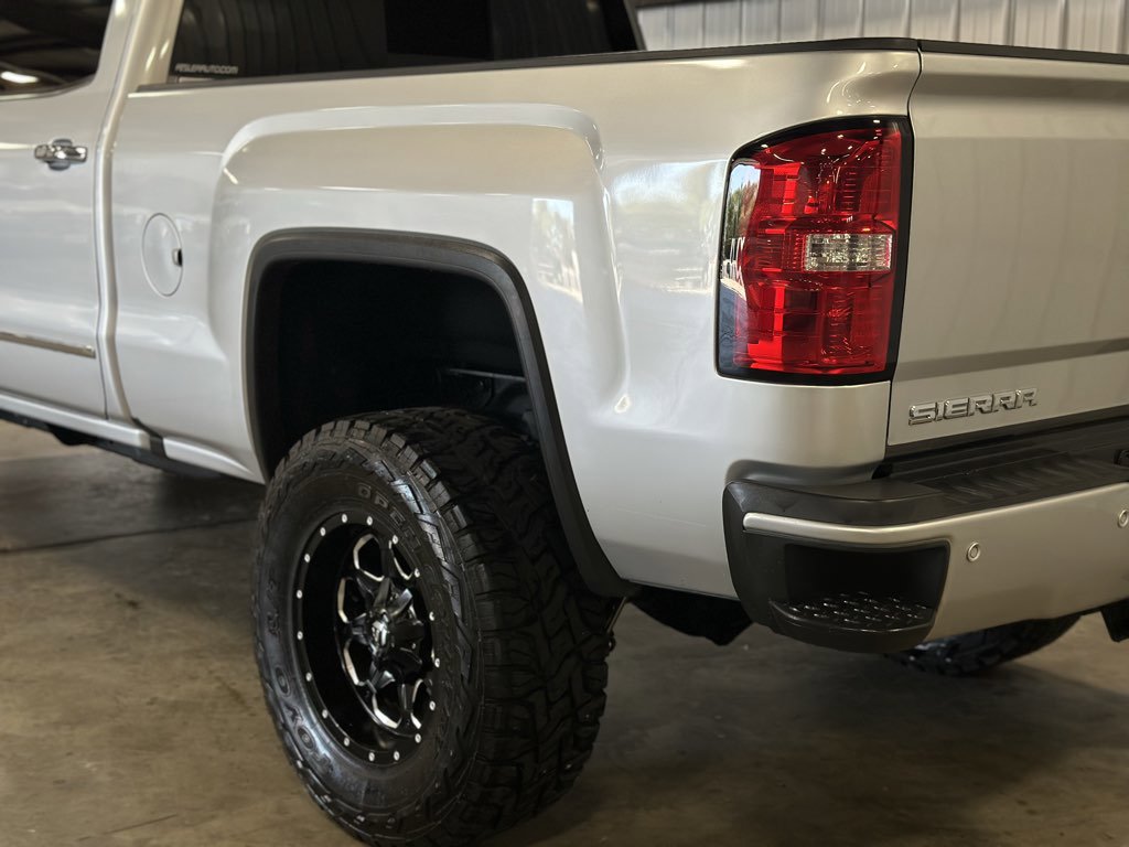 Used 2018 GMC Sierra 2500 Denali w/ Duramax Plus Package image 16
