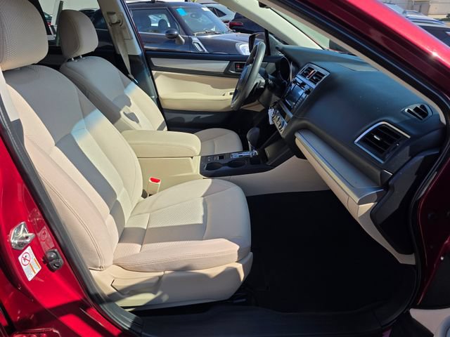Used 2019 Subaru Outback 2.5i AWD/4WD image 10
