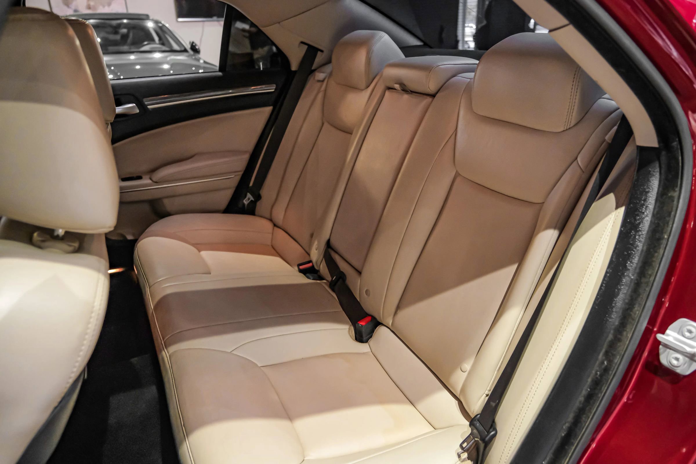 Used 2020 Chrysler 300 Touring L w/ Quick Order Package 2EF image 31