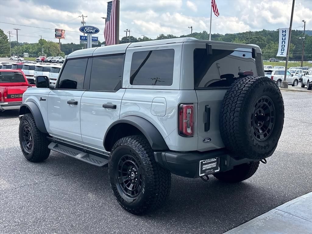 Used 2026 Ford Bronco Badlands AWD/4WD image 2