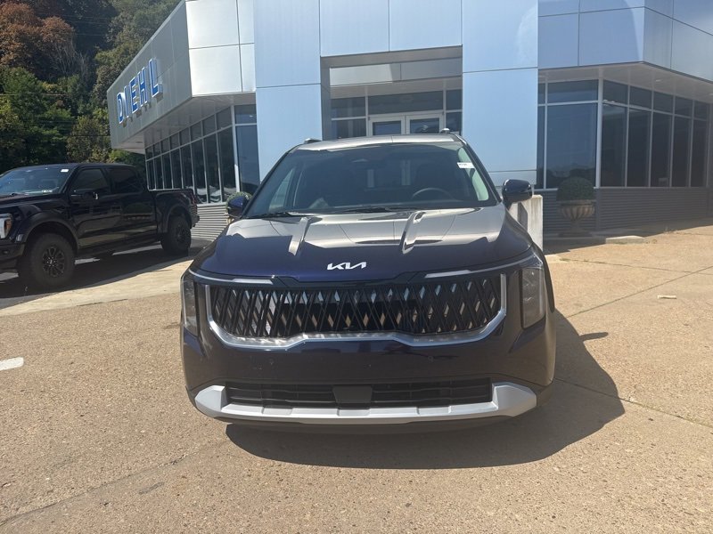 New 2026 Kia Carnival EX image 2