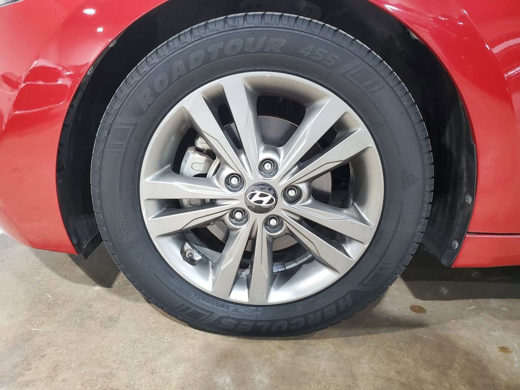 Used 2017 Hyundai Elantra SE w/ SE A/T Tech Package 03 FWD image 38