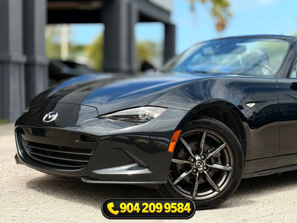 Used 2017 MAZDA MX-5 Miata Grand Touring RWD image 3