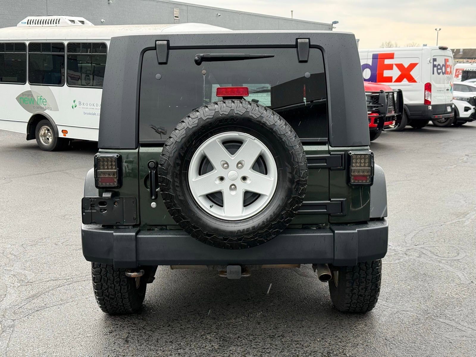 Used 2010 Jeep Wrangler Unlimited Sport image 4