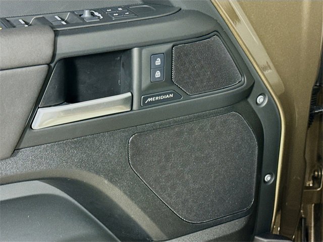 Certified 2025 Land Rover Defender 110 S image 21