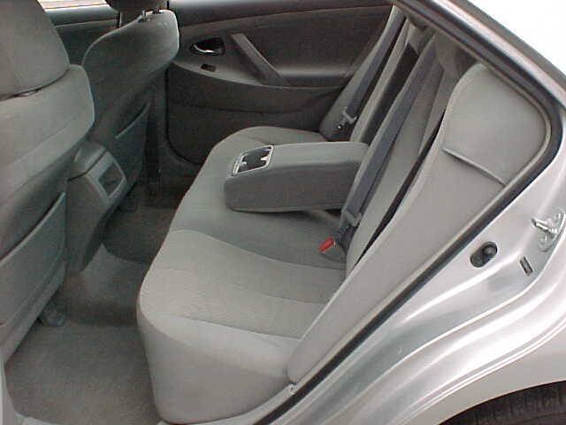 Used 2009 Toyota Camry LE FWD image 15