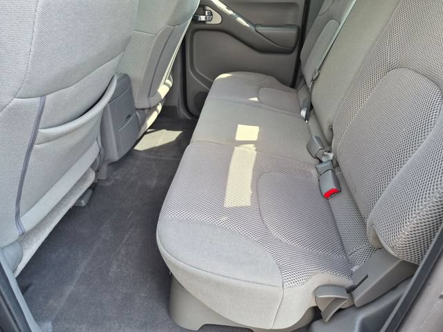 Certified 2021 Nissan Frontier SV w/ Midnight Edition Floor Mats AWD/4WD image 25